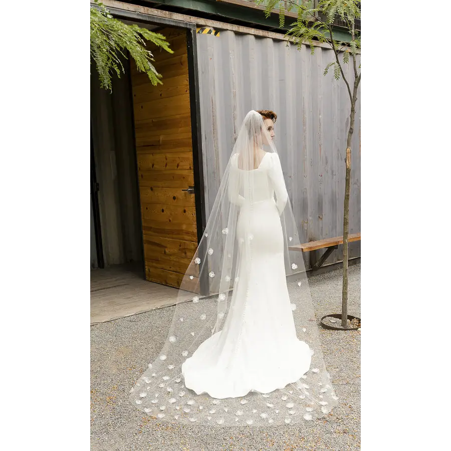 Cathedral Bridal Veil V2290C - Accessories
