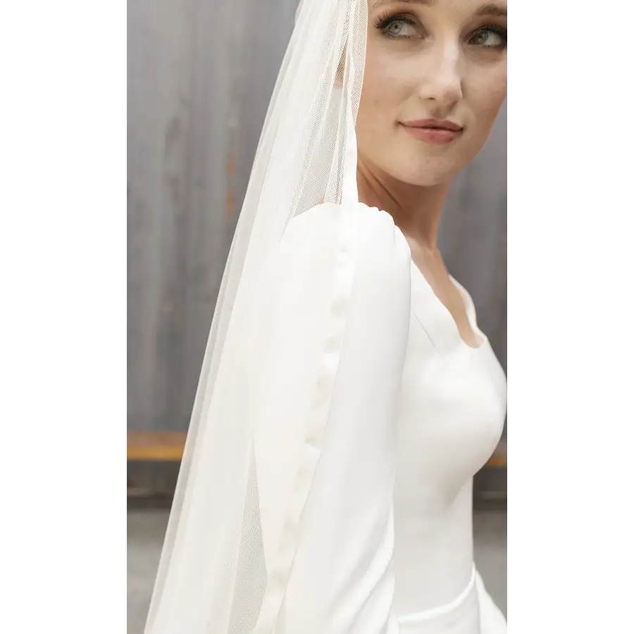 Cathedral Bridal Veil V2291C - Accessories