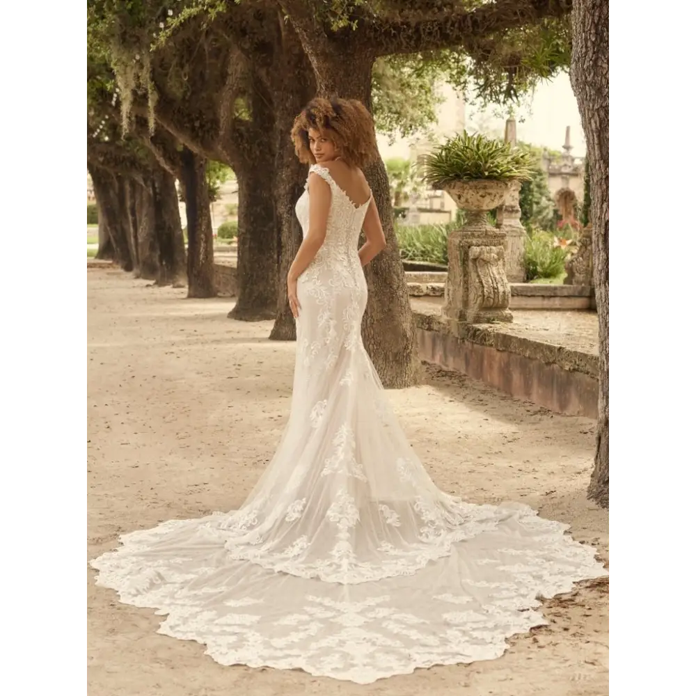 https://www.mybridalcloset.com/cdn/shop/products/edison-maggie-sottero-wedding-dresses-772.webp?v=1679007263&width=1445