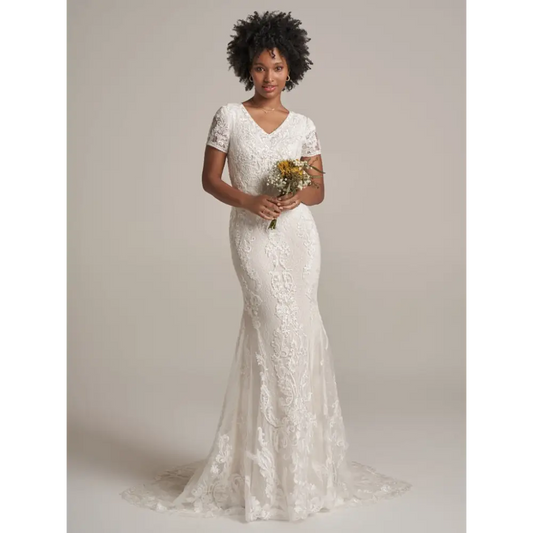 Sample sale wedding dresses near me hotsell