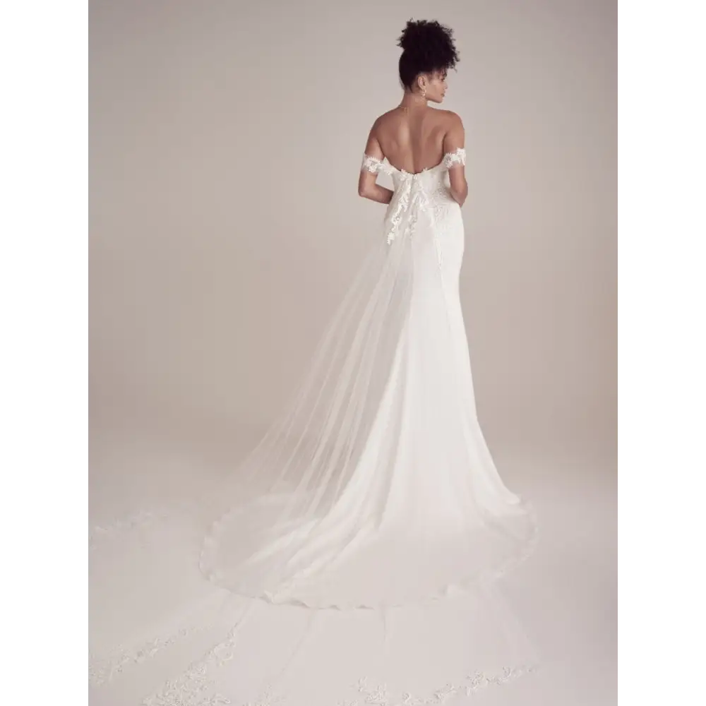 Maggie Sottero Byron Detachable Train - Accessories