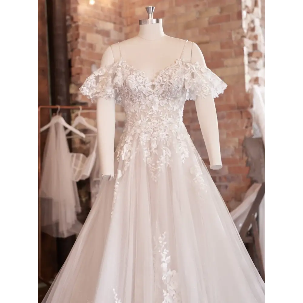 Maggie Sottero Pia Detachable Sleeves - Accessories