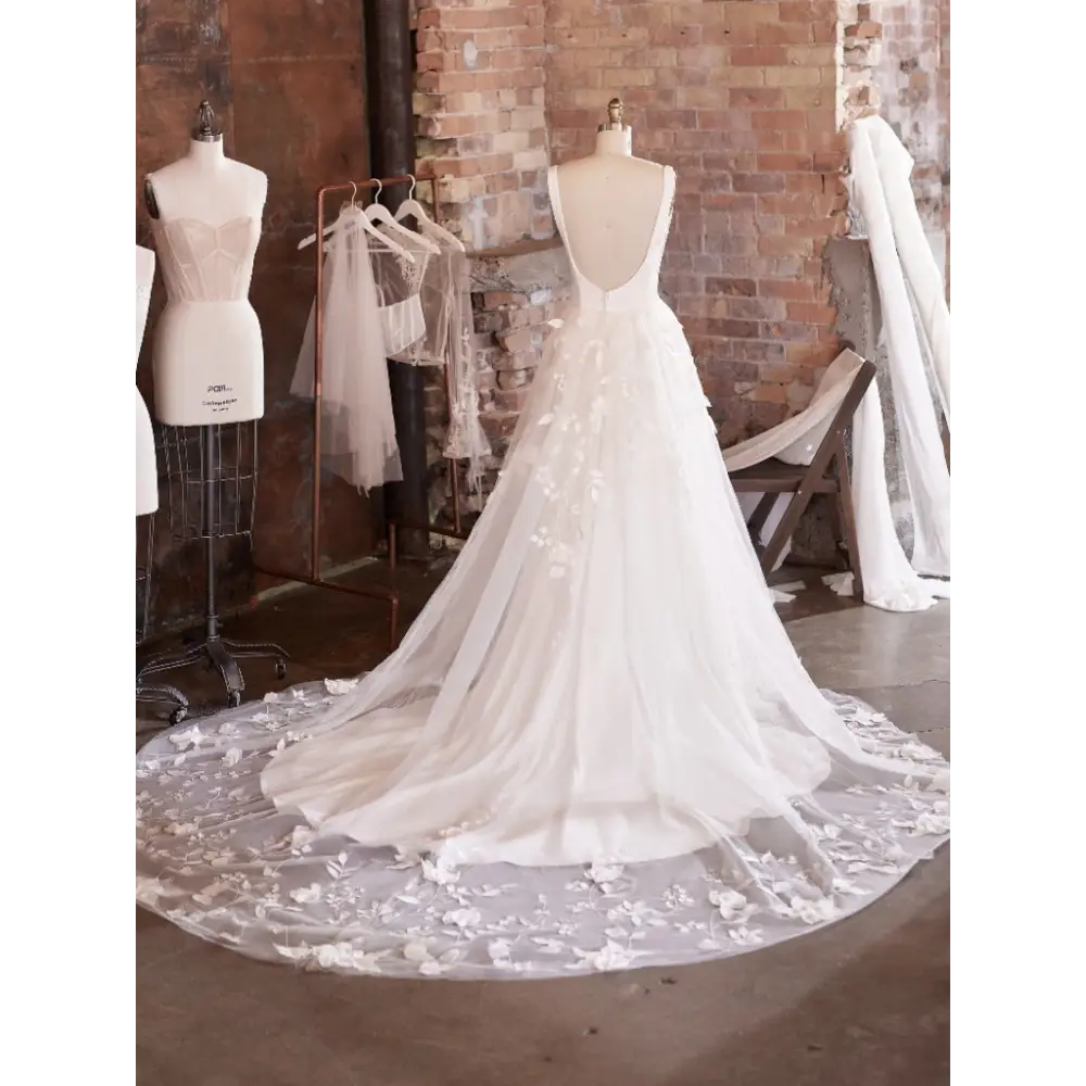 Maggie Sottero Lavinia Detachable Train - Accessories
