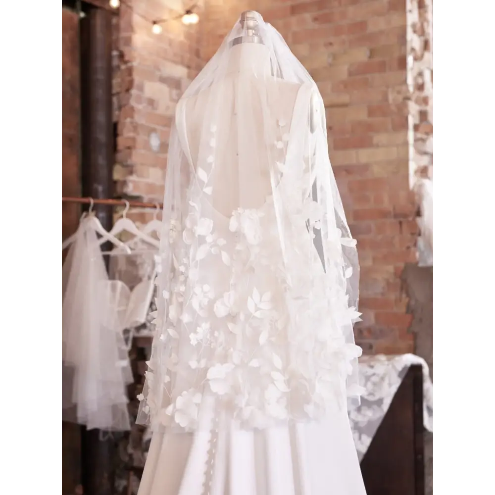 Maggie Sottero Lavinia Fingertip Veil - Accessories
