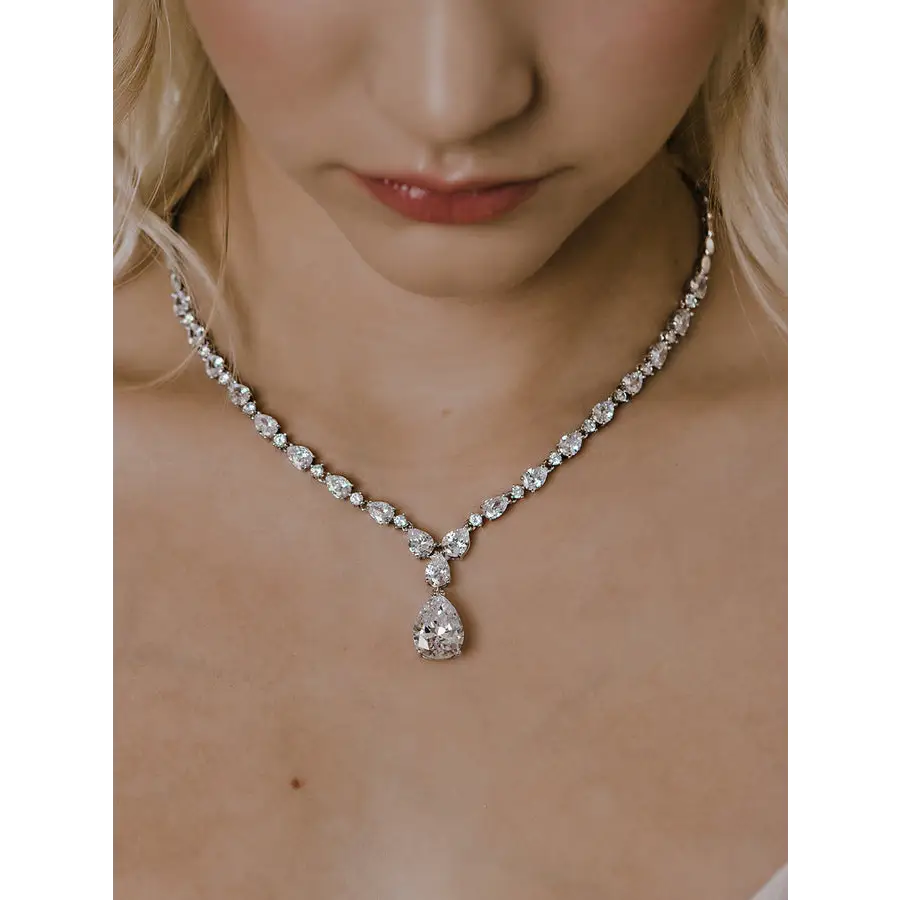 NL2154 Bridal Necklace Set - Silver/Clear - Accessories