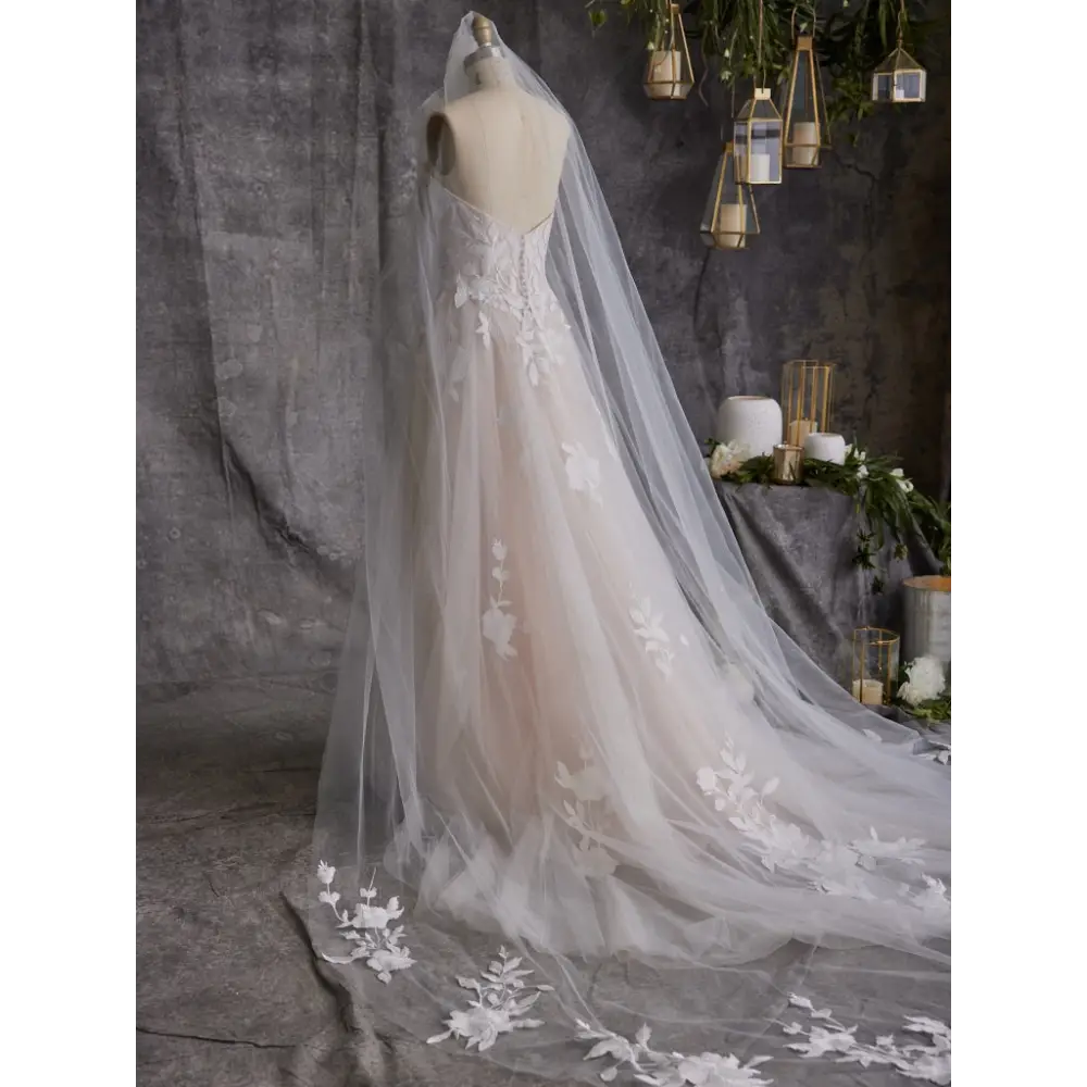 Rebecca Ingram Hattie Veil - Ivory