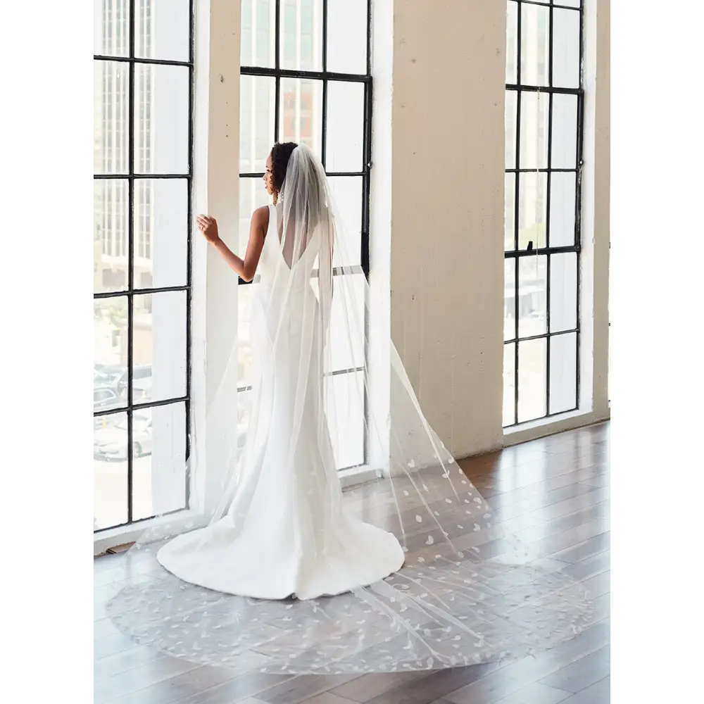 Royal Cathedral Bridal Veil | V2382RC - Ivory - veils