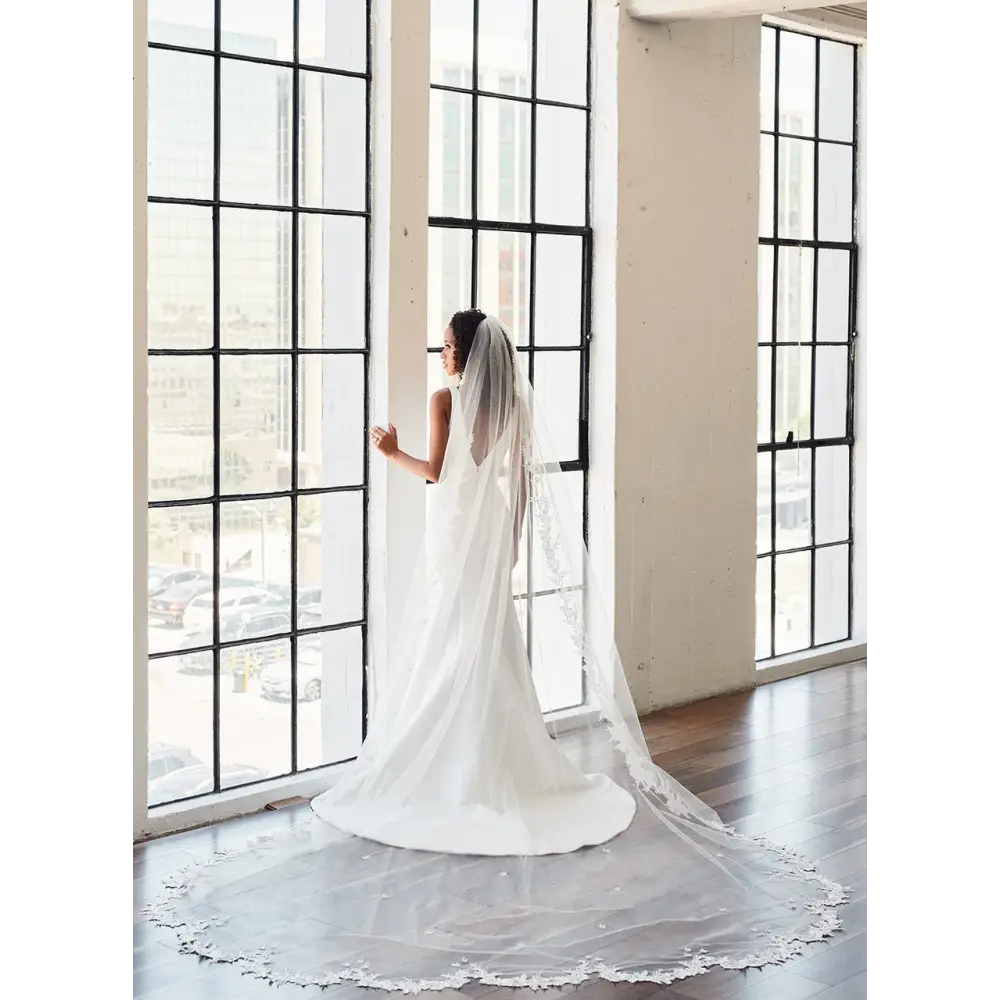 Royal Cathedral Bridal Veil | V2389RC - Ivory - veils