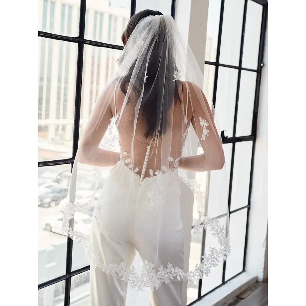 Single Tier Bridal Veil | V2390SF - Ivory - veils