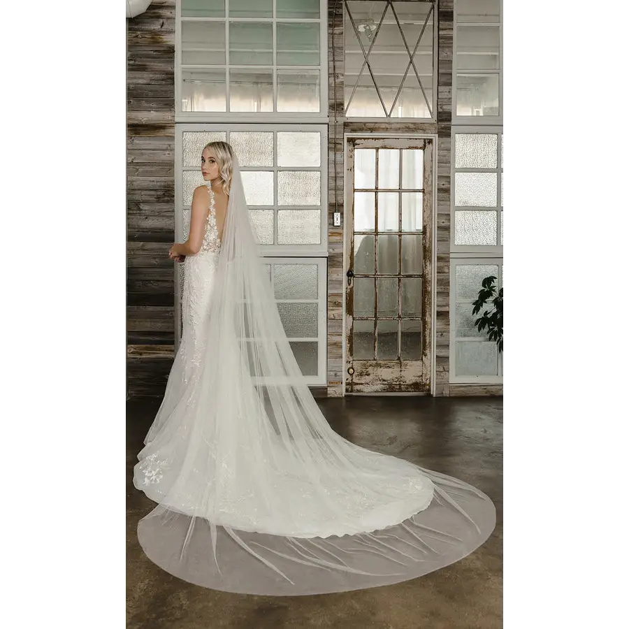V2103WC Wide Cathedral Veil - Ivory - Accessories