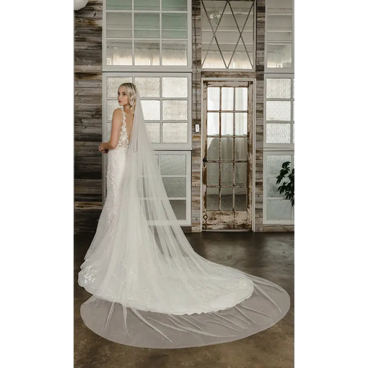 V2103WC Wide Cathedral Veil - Ivory - Accessories